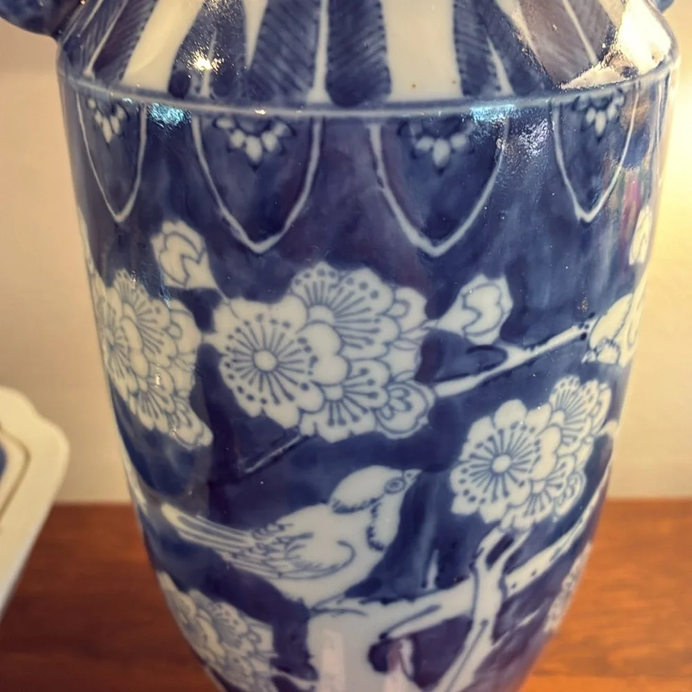 Blue and White Oriental Porcelain Vase - Picture 6 of 9